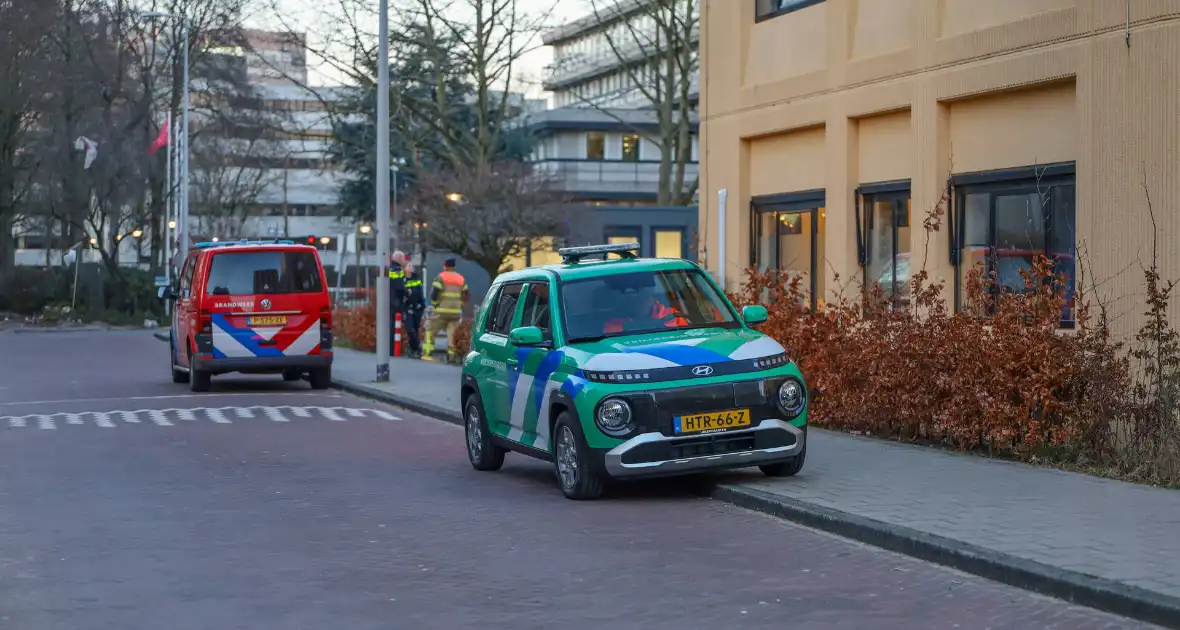 Middelbrand zorgt voor inzet van hulpdiensten - Foto 3