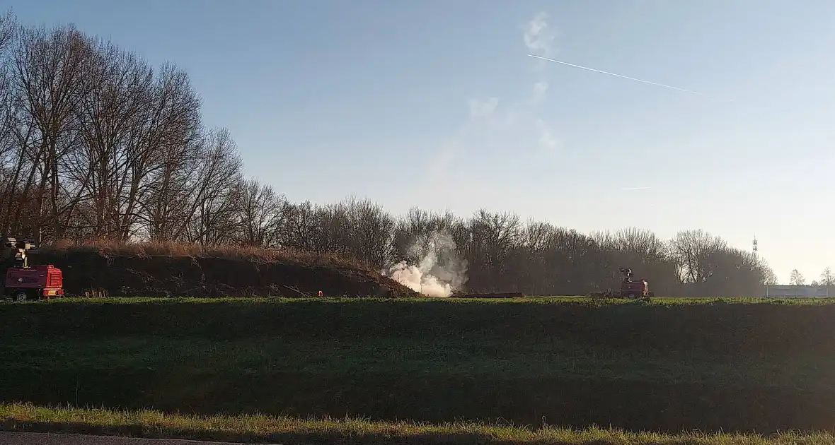 Onbekend explosief vernietigd door EOD - Foto 4