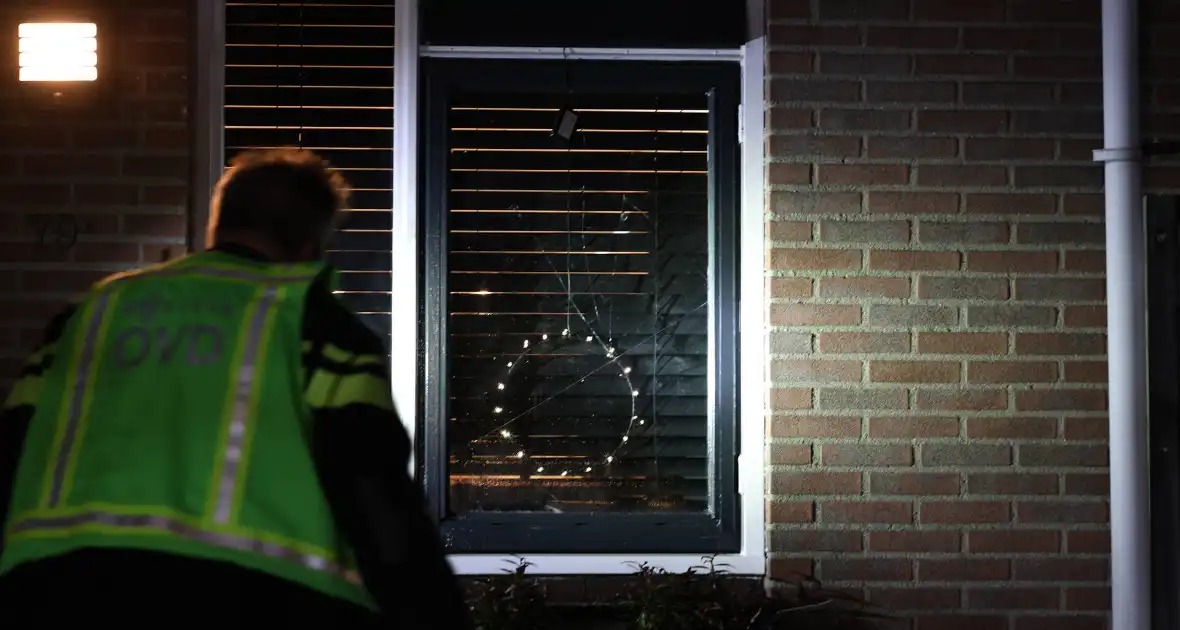 Explosie zorgt voor schade aan woning - Foto 14