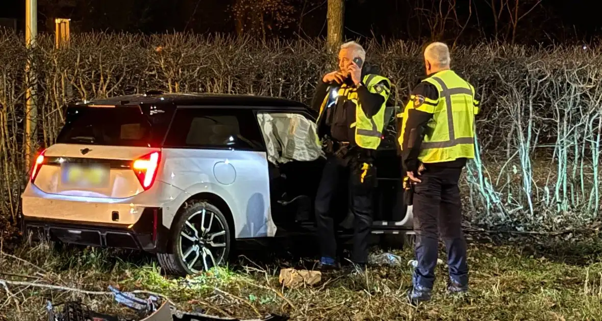 Politie neemt cilinder lachgas in beslag - Foto 5