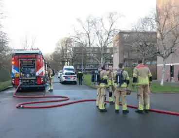 Brand in flatwoning leidt tot zwaargewonde