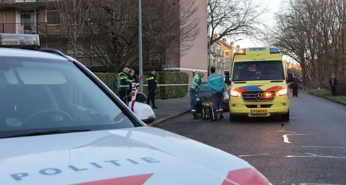 Brand in flatwoning leidt tot zwaargewonde - Foto 12