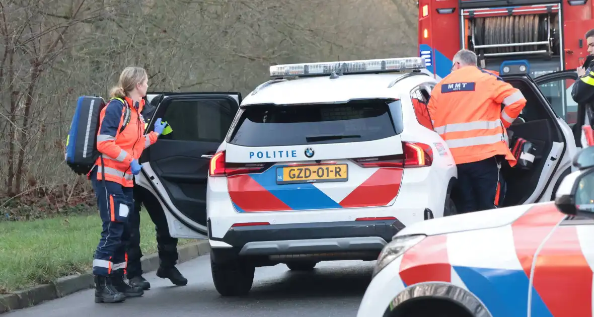 Brand in flatwoning leidt tot zwaargewonde - Foto 22