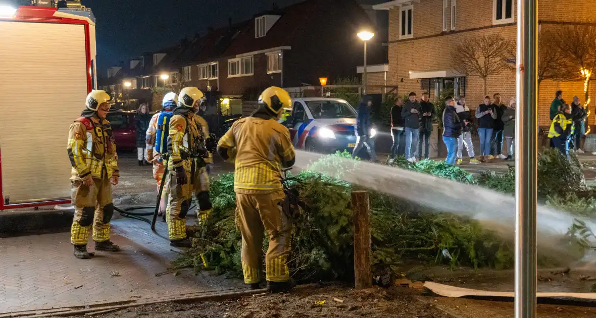 Buitenbrand en onrust rond nieuwjaarsviering
