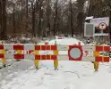 Toegangswegen afgesloten door sneeuw en ijs