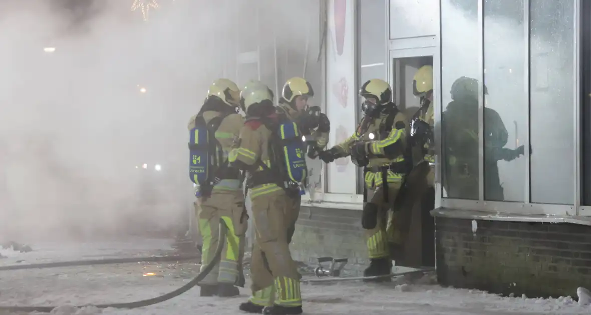 Uitslaande brand in restaurant leidt tot ontruiming appartementen - Foto 13