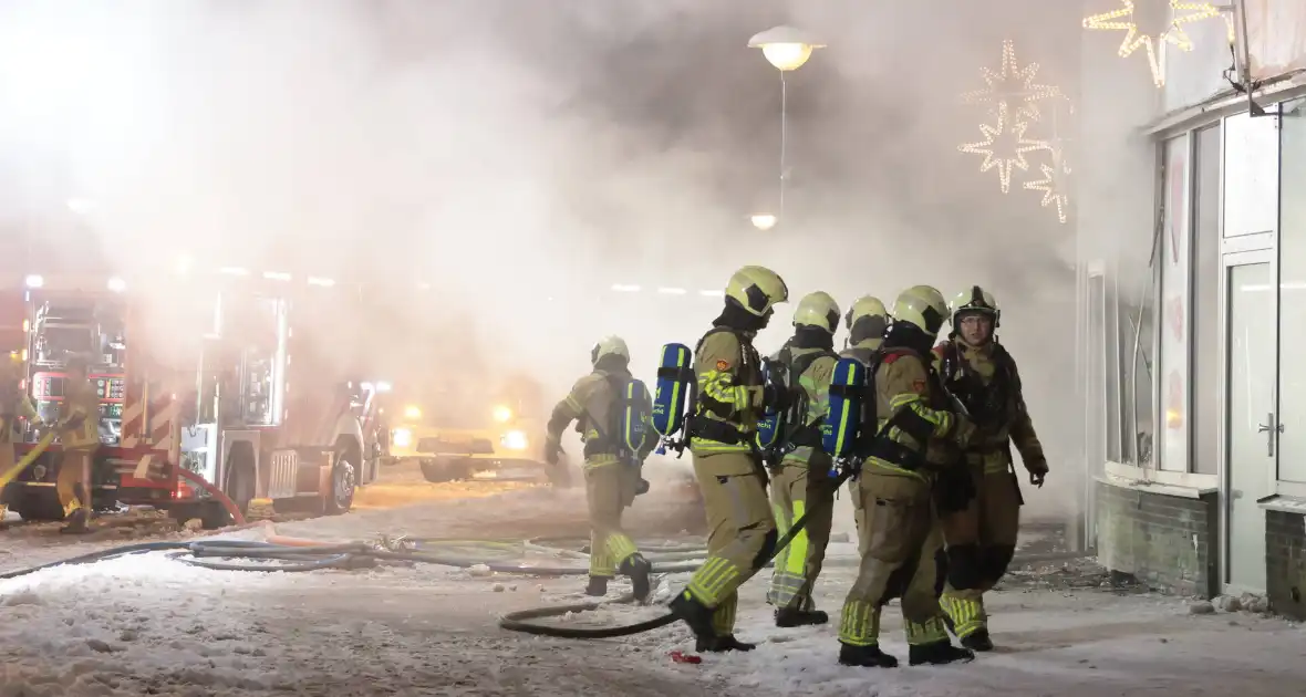 Uitslaande brand in restaurant leidt tot ontruiming appartementen - Foto 8
