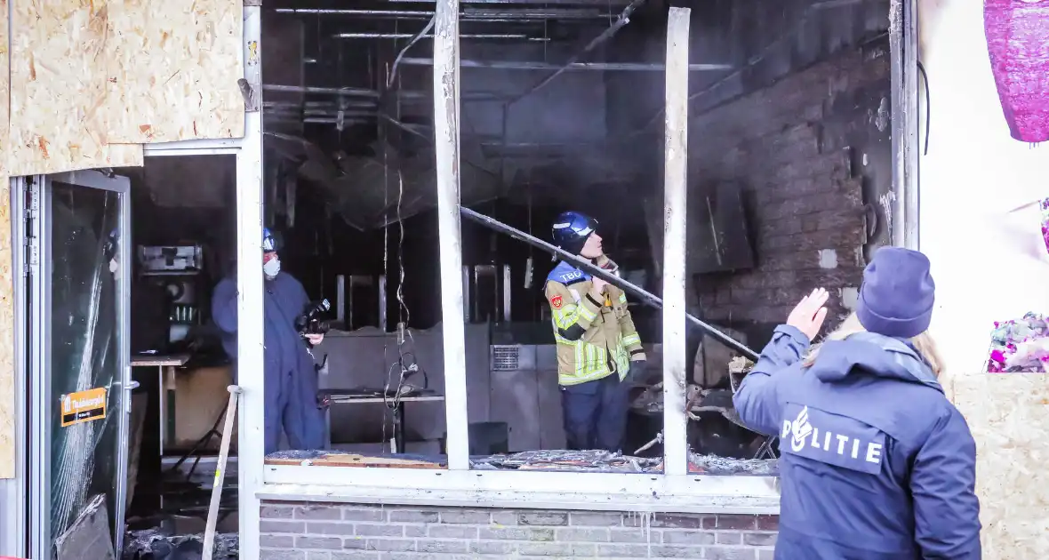 Onderzoek naar brand in Turks restaurant - Foto 6