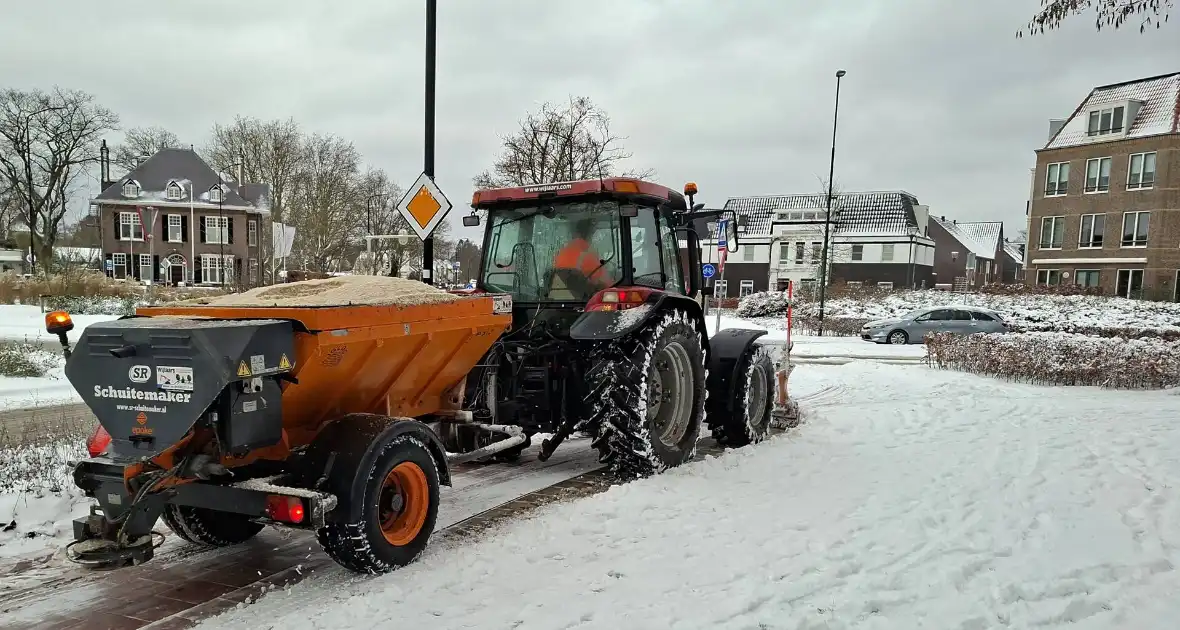 Strooiwagens zorgen voor veilige wegen - Foto 4