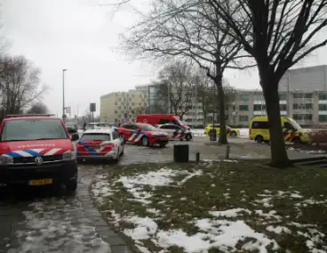 Zeer grote brand in gebouw vergt inzet van brandweer