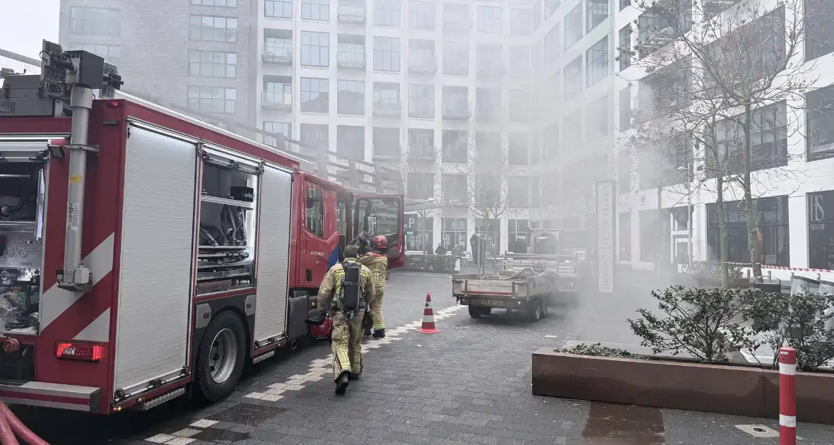 Brand in parkeergarage zorgt voor grote inzet brandweer