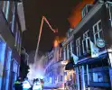 Grote brand in woning leidt tot massale brandweerinzet
