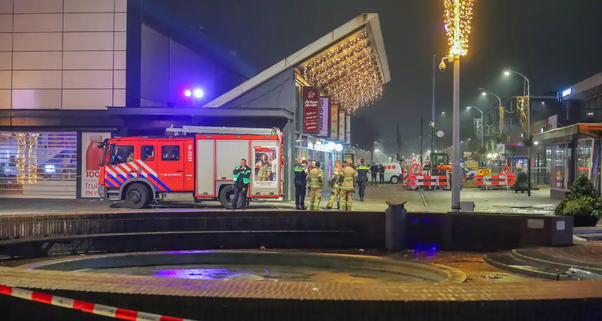 Explosie slaat gevel weg bij plofkraak op geldautomaat - Foto 6