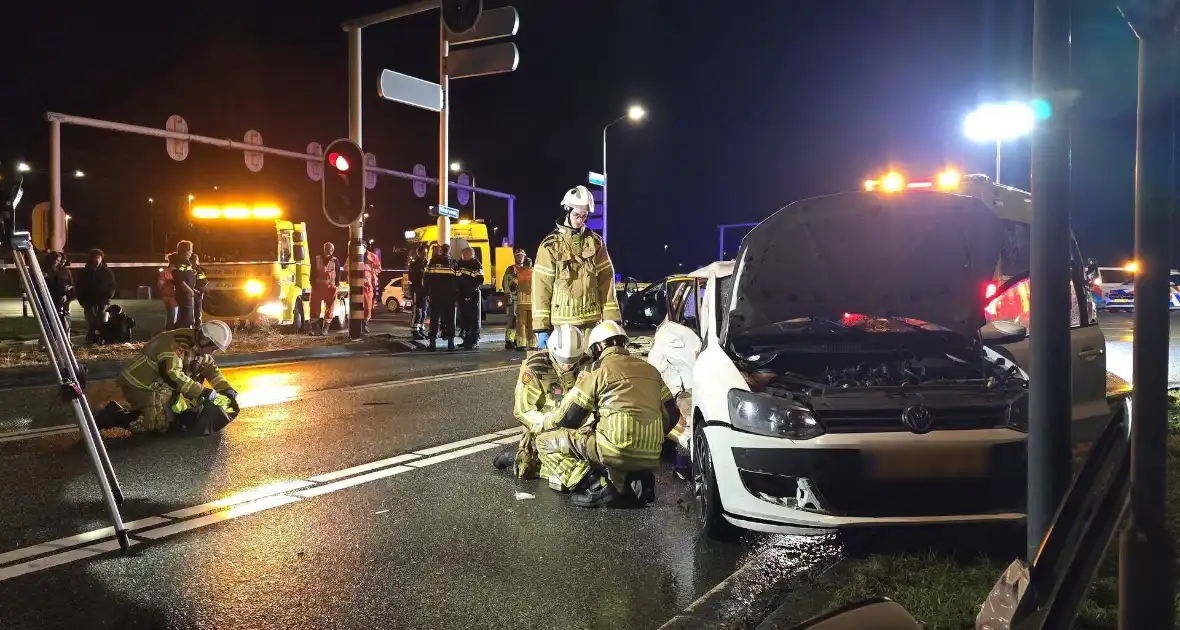 Ongeval met meerdere gewonden in Lelystad - Foto 4