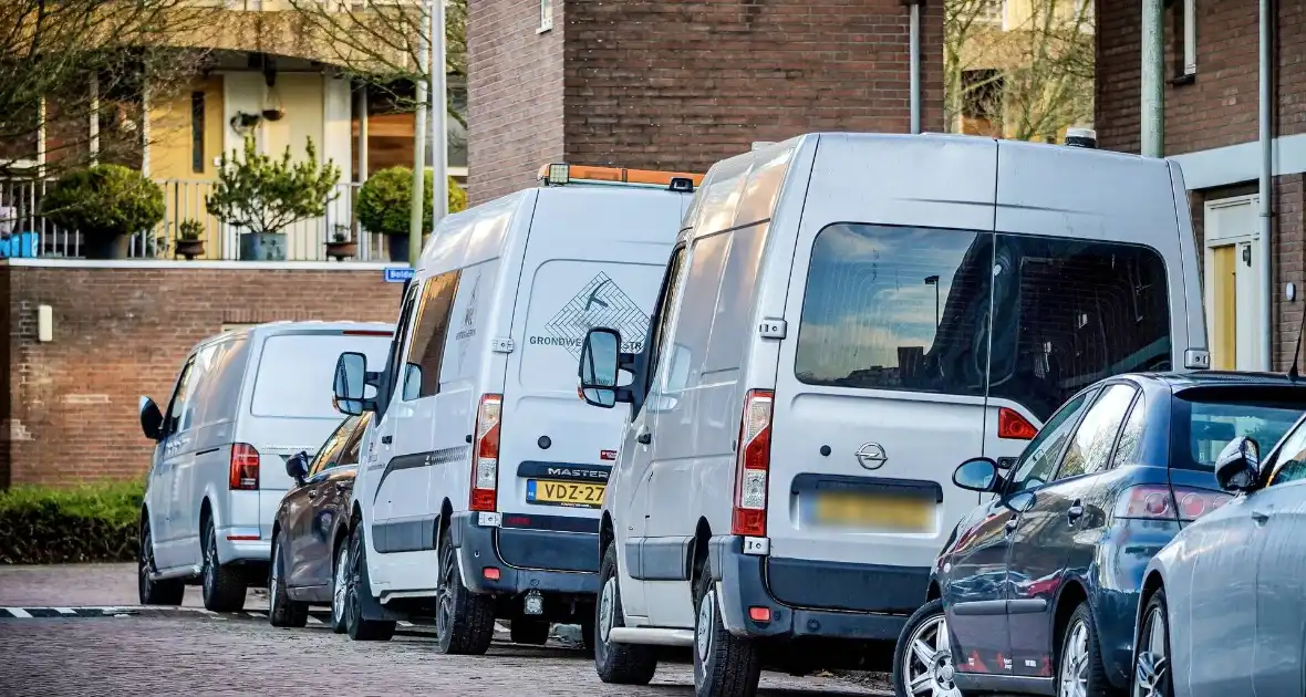 Onderzoek naar dood vrouw in woning - Foto 2