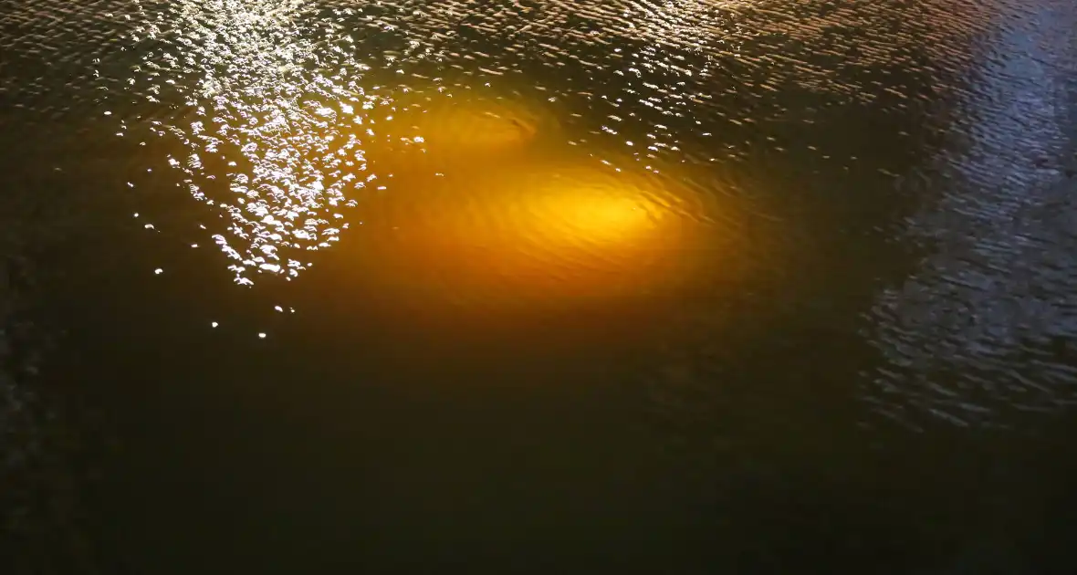 Voertuig te water na ongeval - Foto 9