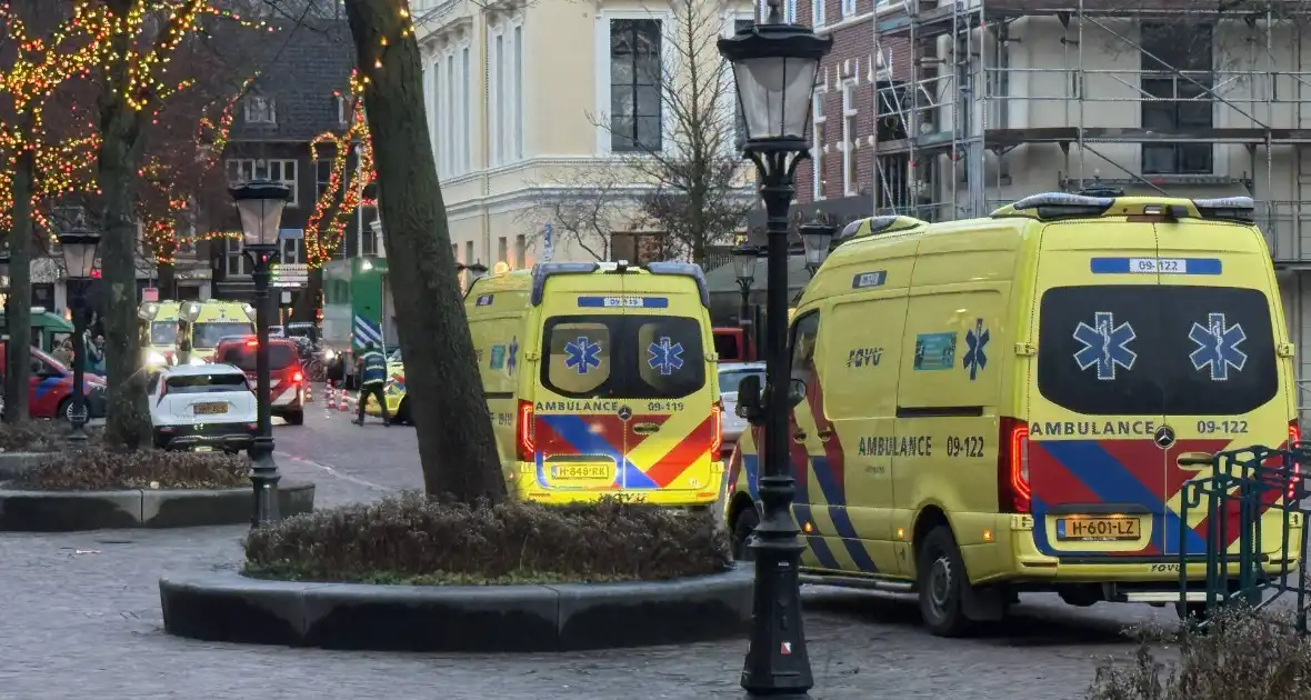 Meerdere explosies, woning verwoest, minstens één slachtoffer