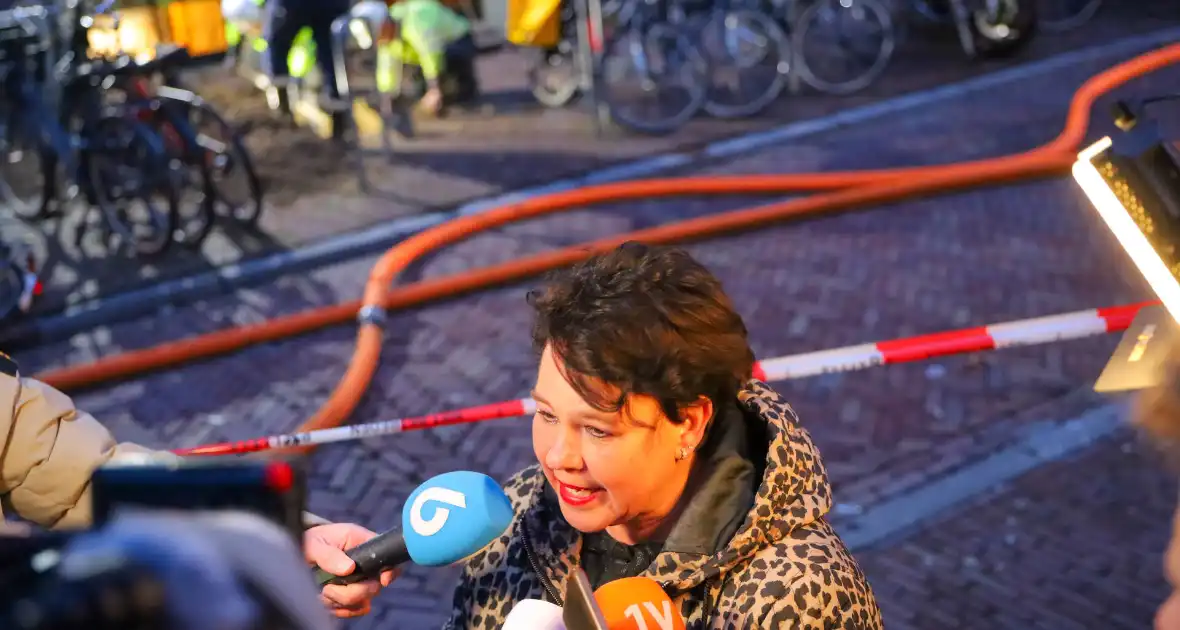 Explosie veroorzaakt brand in woning