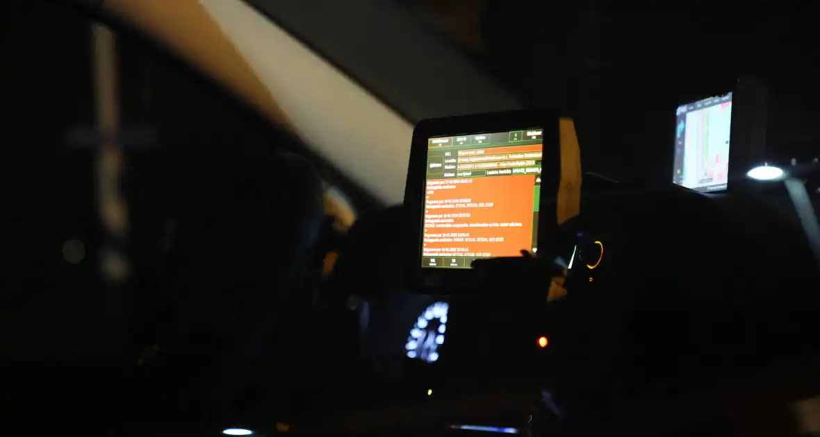 Taxi botst met thuisbezorger op fietspad - Foto 10