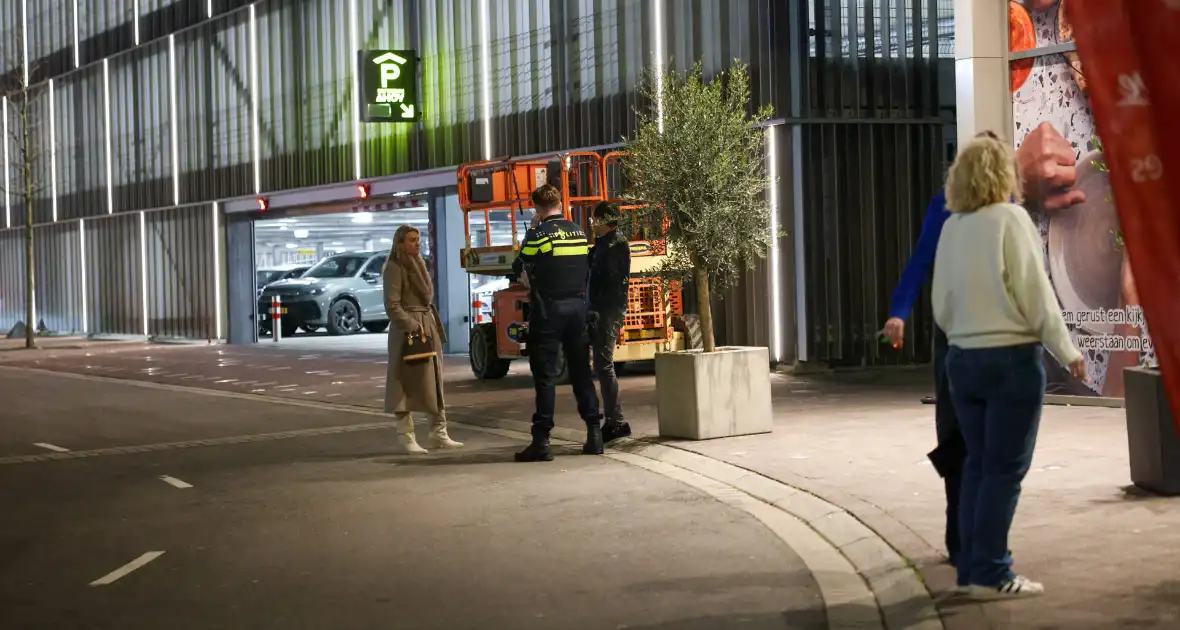 Vechtpartij bij verkeersruzie bezoekers Vrienden van Amstel - Foto 12