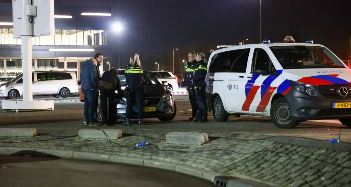Vechtpartij bij verkeersruzie bezoekers Vrienden van Amstel - Foto 13