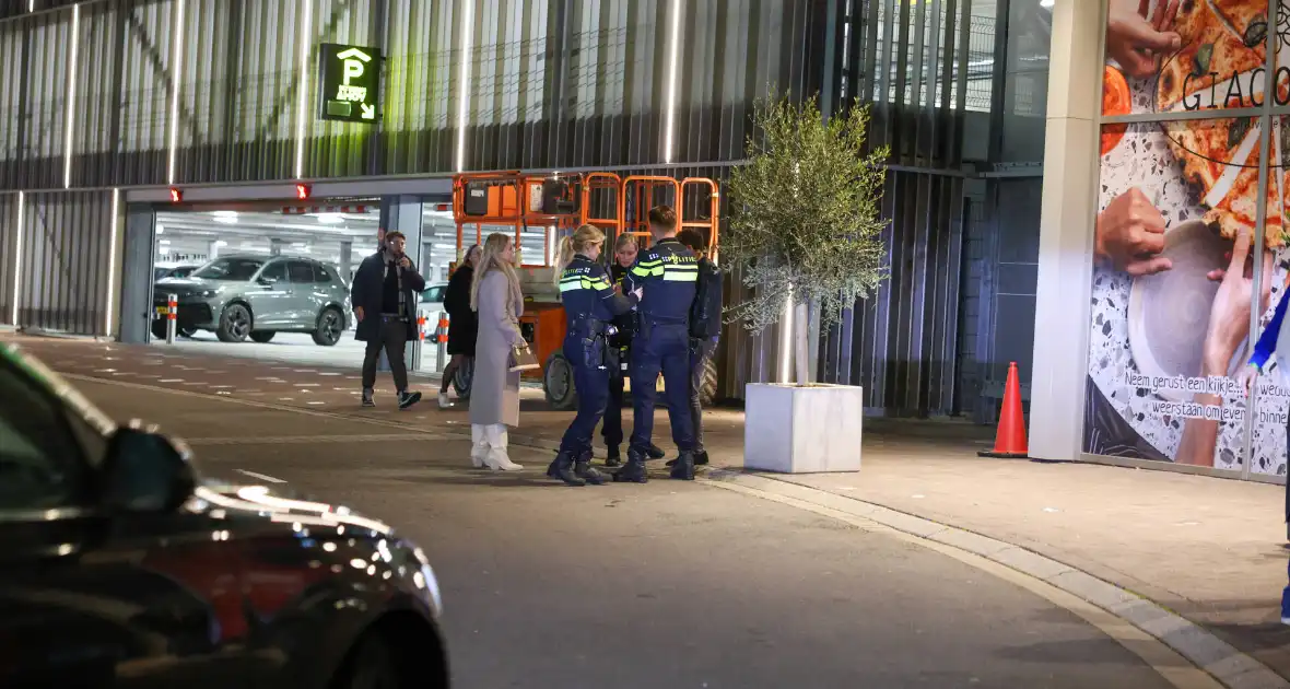 Vechtpartij bij verkeersruzie bezoekers Vrienden van Amstel - Foto 7