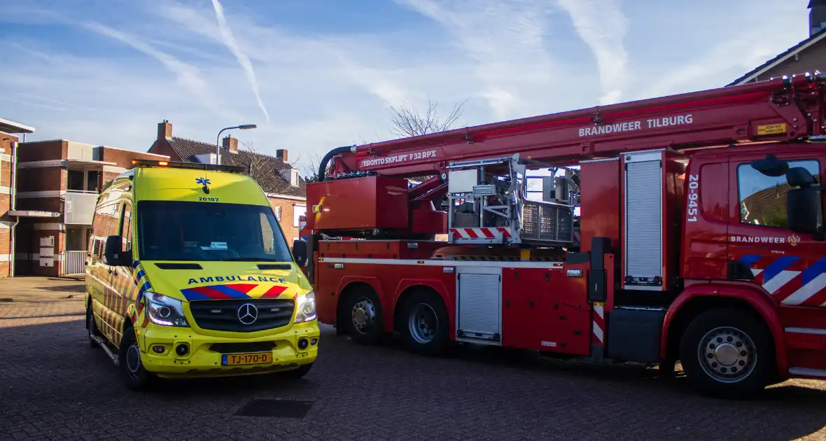 Dode en veel schade na woningbrand - Foto 4