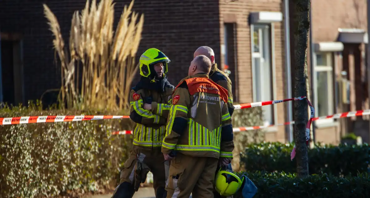 Dode en veel schade na woningbrand - Foto 9