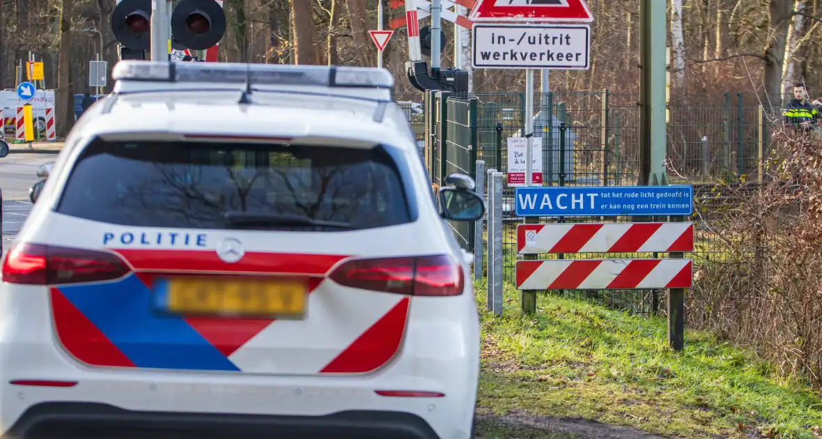 Hulpdiensten in actie na spoorongeval - Foto 2