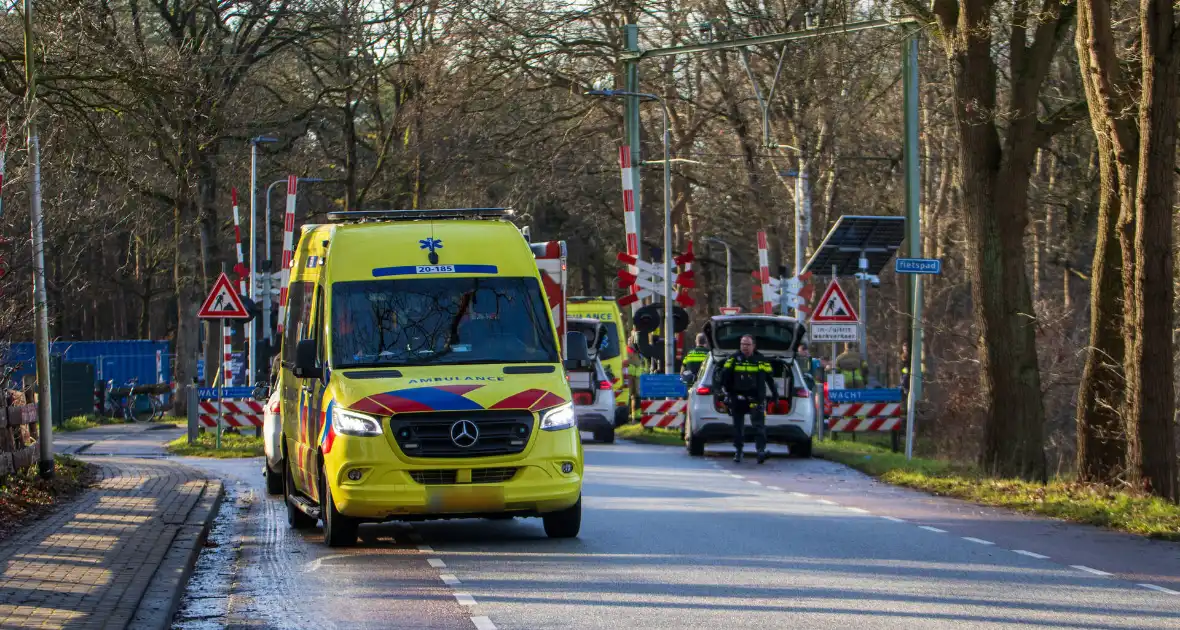 Hulpdiensten in actie na spoorongeval - Foto 3