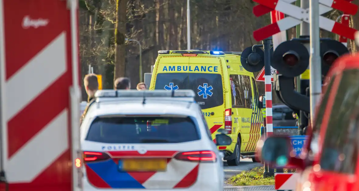 Hulpdiensten in actie na spoorongeval - Foto 4