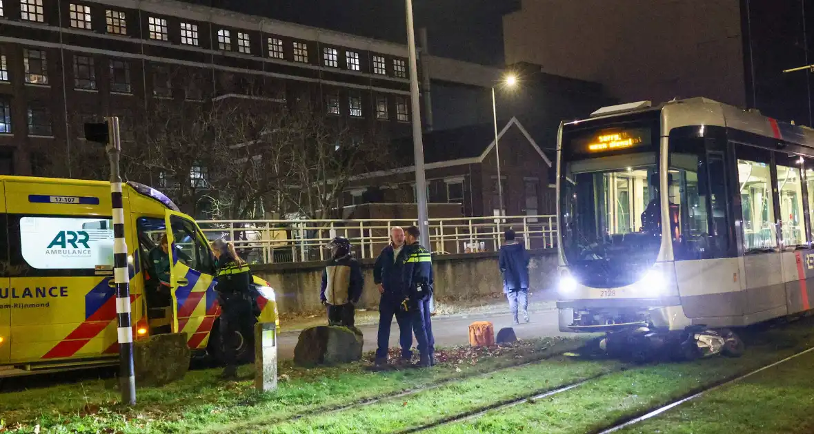 Thuisbezorger komt met de schrik vrij na ongeval - Foto 7