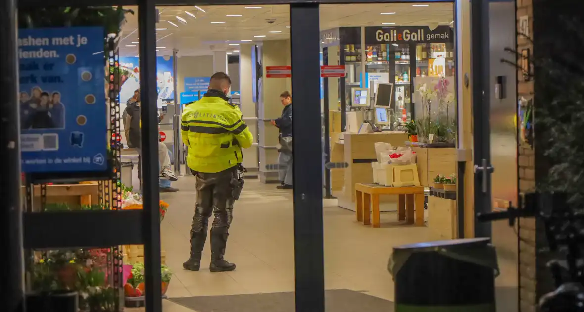 Overval op supermarkt leidt tot politieactie - Foto 1