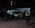 Autobrand leidt tot schade aan voertuigen