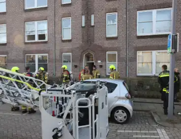 Brand in portiekwoning leidt tot snelle evacuatie