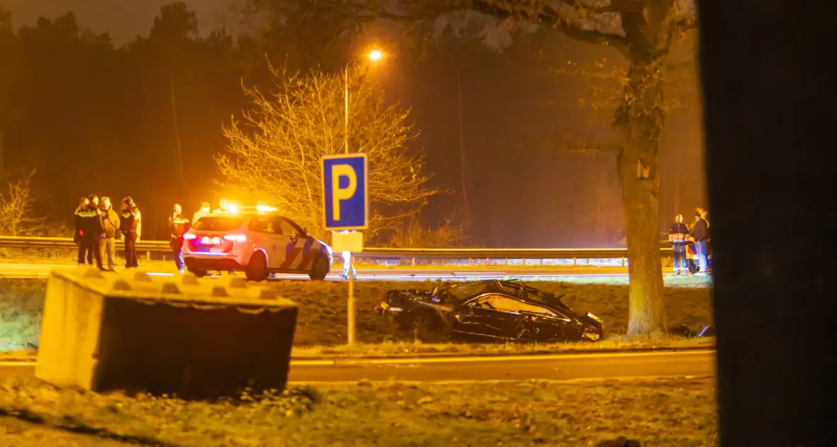 Enorme schade bij ongeval met personenauto - Foto 4