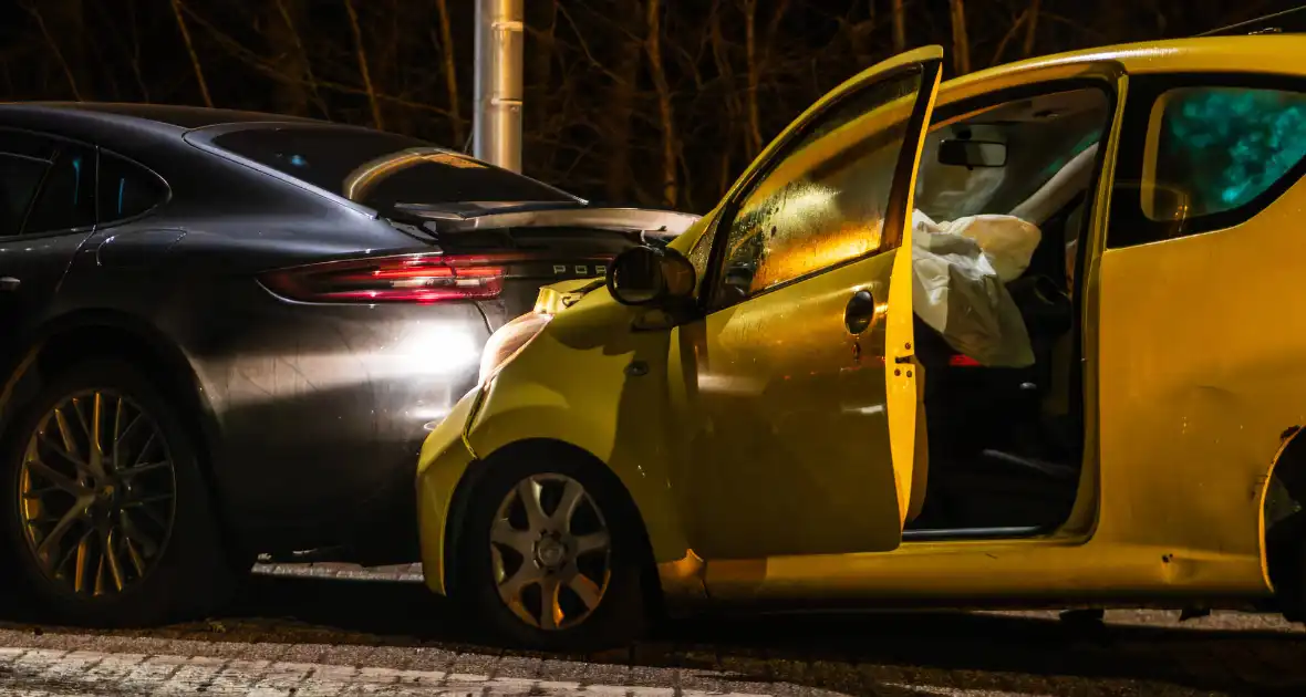 Dure Porsche betrokken bij ongeval - Foto 7