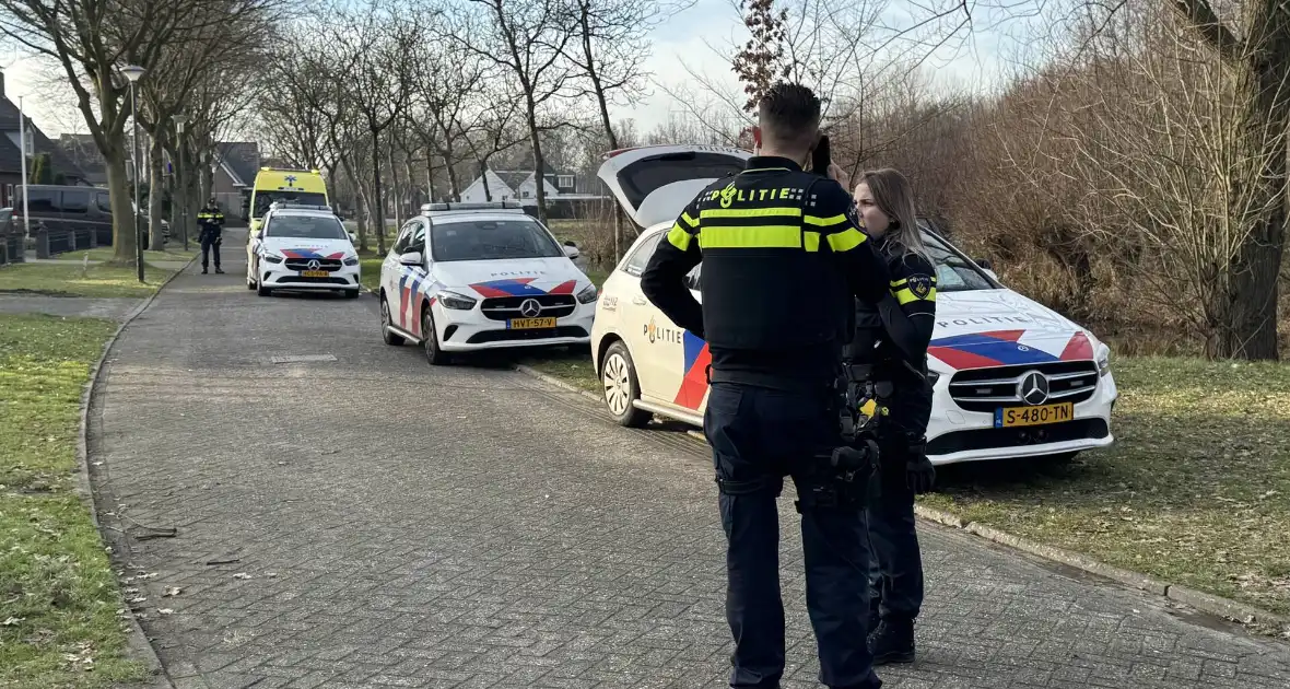 Steekpartij tussen jongeren leidt tot gewonden - Foto 4