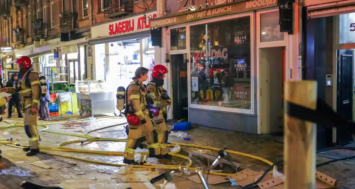 Grote brand op woning in Amsterdam - Foto 4