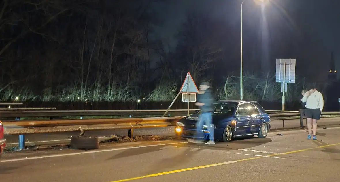 Peperdure wagens betrokken bij aanrijding - Foto 4