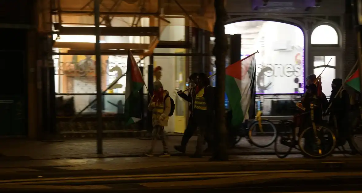 Demonstratie trekt aandacht in centrum - Foto 6