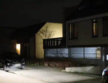 Cobra's en benzine aangetroffen in woning