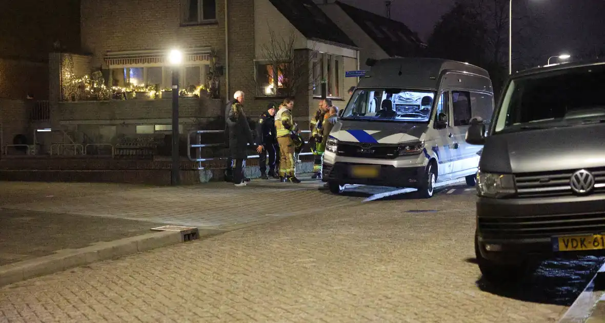 Cobra's en benzine aangetroffen in woning - Foto 1