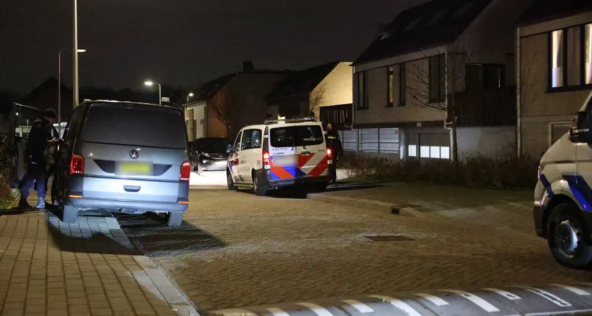 Cobra's en benzine aangetroffen in woning - Foto 5