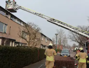 Schoorsteenbrand leidt tot spoedactie brandweer