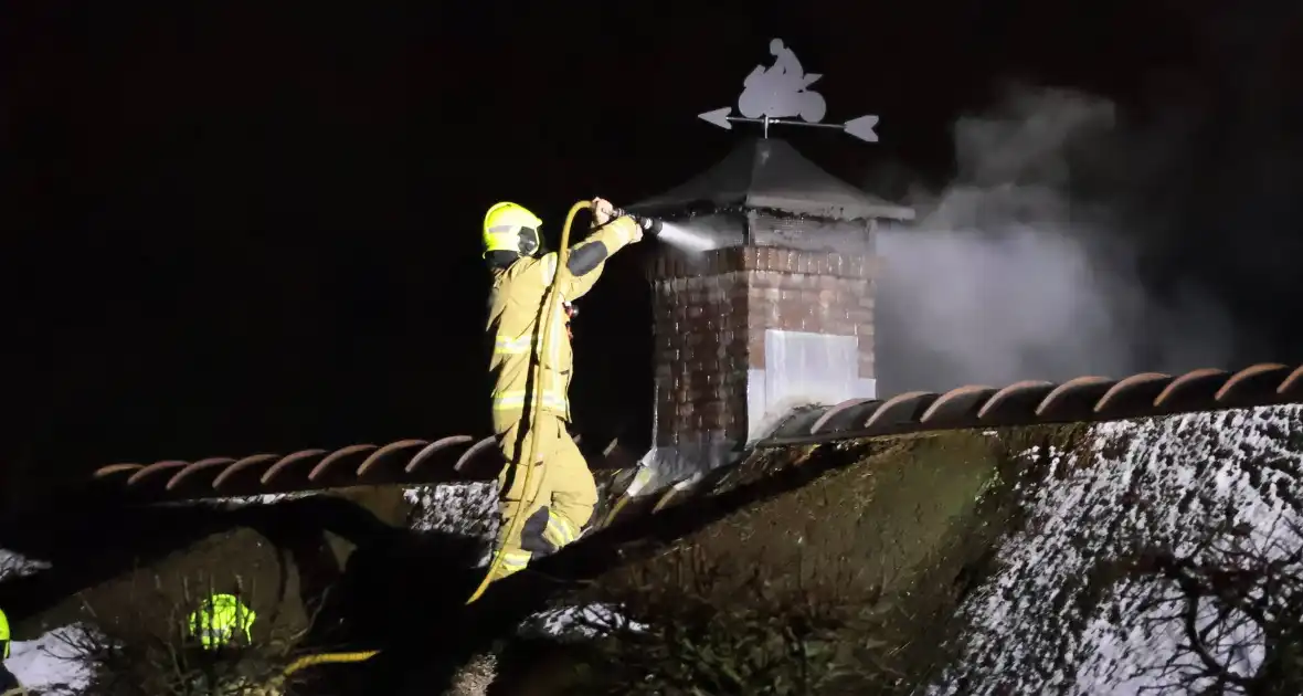 Brand in schoorsteen van villa - Foto 1