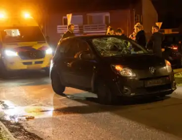 Dronken man geschept door auto