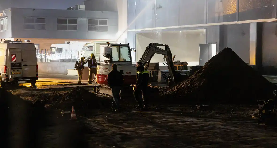 Zeer grote brand in industriegebouw vereist grootschalige inzet - Foto 19