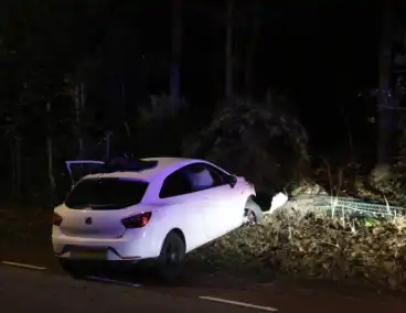 Persoon gewond bij ongeval met auto