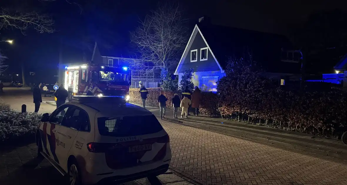 Hoogwerker ingezet bij schoorsteenbrand - Foto 1